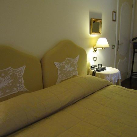 Hotel Villa Castellani Mogliano Rom bilde